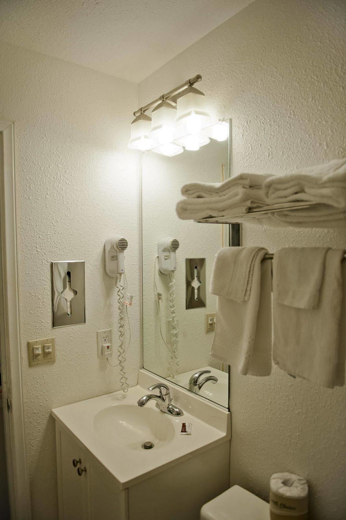 Harborview Inn & Suites-Convention Center-Airport-Gaslamp-Seaworld-Zoo-Balboa Park San Diego Eksteriør bilde